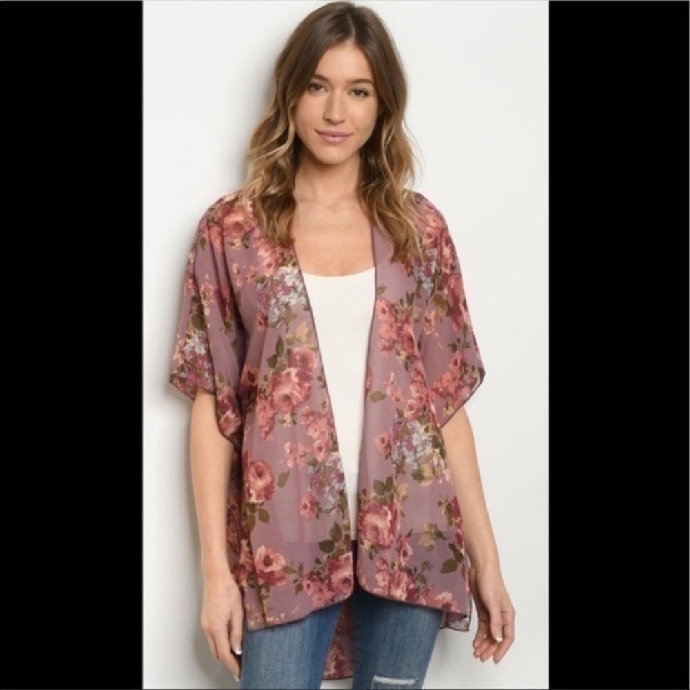 Last one! Super Cute Pink Floral Kimono